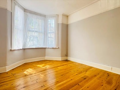 3 Bed Terraced House, Latimer Avenue, E6