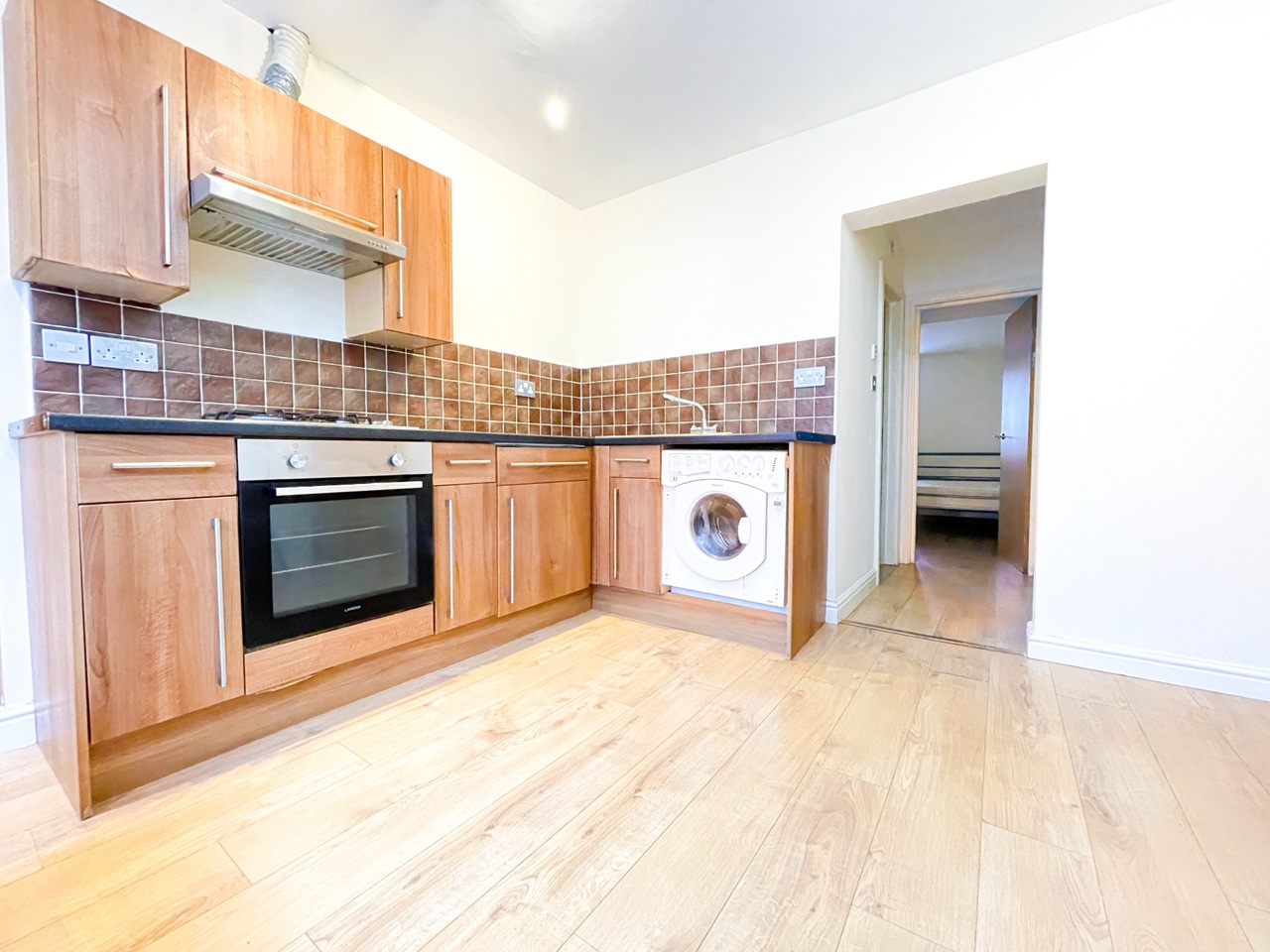 1 Bed Flat, Mackintosh Place, CF24 photo 2