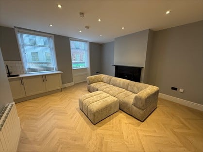 2 Bed Flat, Hall Gate, DN1