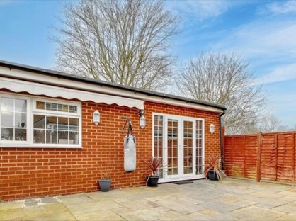 Studio Flat, Cheshunt, EN8
