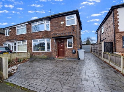 3 Bed Semi-Detached House, Bradfield Road, M41
