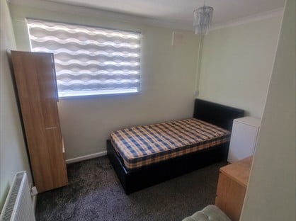 Room in a Shared House, Duke St, TA1