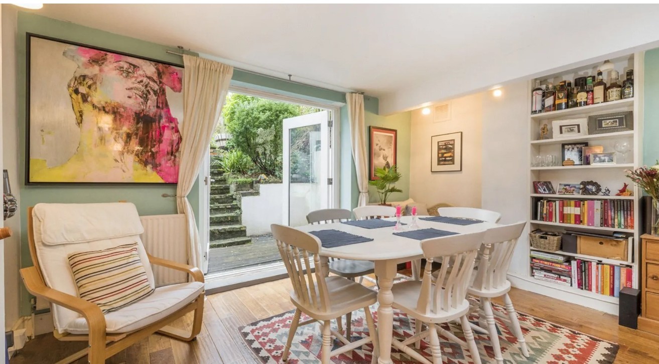 2 Bed Flat, London, N7 photo 4
