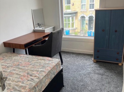Room in a Shared House, De Grey St, HU5