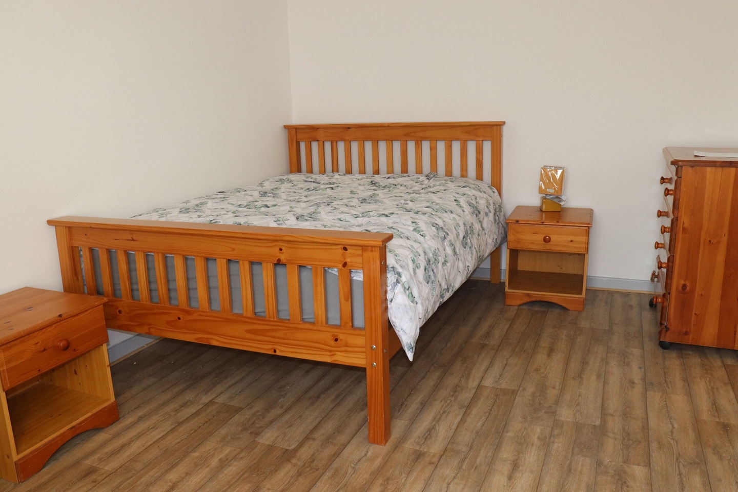 Room in a Shared House, Hockley, B18