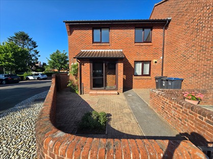 4 Bed End Terrace, Hutchingsons Road, CR0