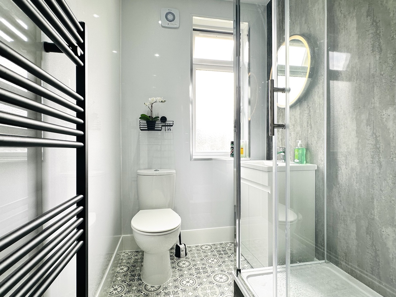 2 Bed Flat, Stenhouse Crescent, EH11 photo 4