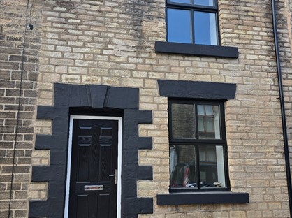 2 Bed Terraced House, Church St, OL4