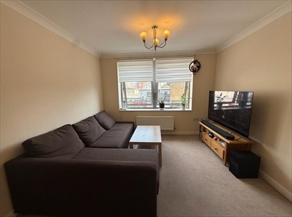 1 Bed Flat, Salisbury House, WD18