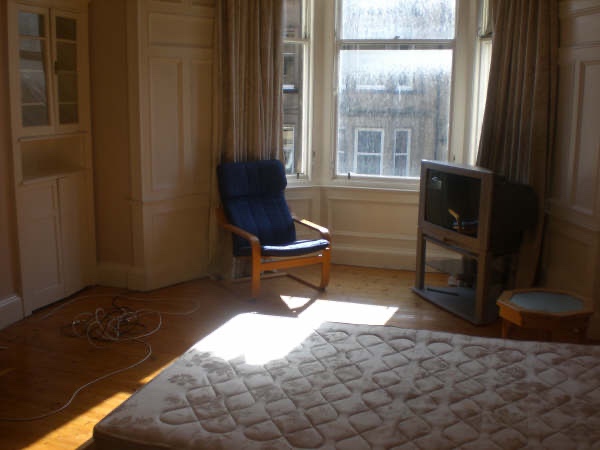 4 Bed Flat, Edinburgh, EH9 photo 5