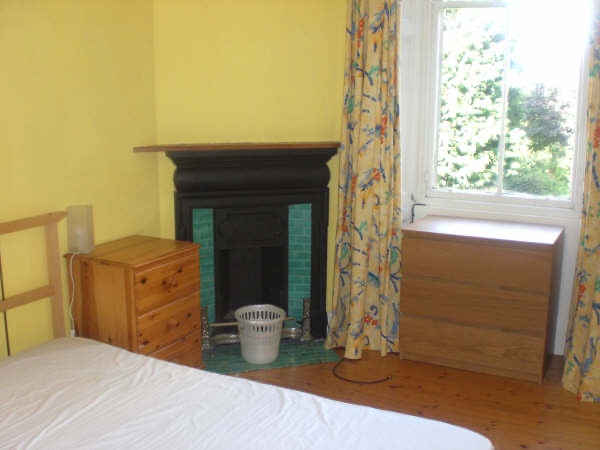 4 Bed Flat, Edinburgh, EH9 photo 2