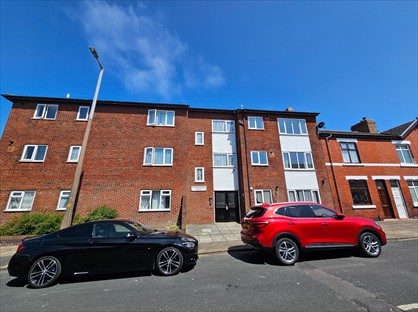 2 bed flat/apartment for rent in 2 Bed Flat, Walmaley Street, FY7