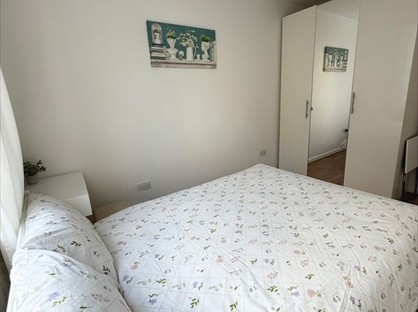 Room in a Shared House, Anne Mews, IG11