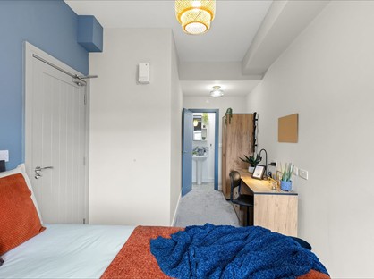 Room in a Shared House, Low Road, DN4