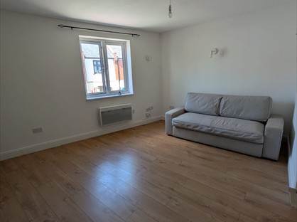 1 Bed Maisonette, Cambridge St, HP20
