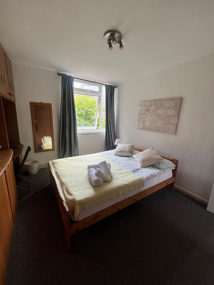 2 Bed Flat, Throsby Street, N1