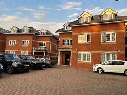 1 Bed Flat, Lampton Road, TW3