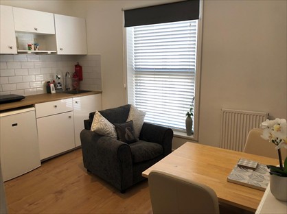 1 Bed Flat, Thesiger Street, LN5