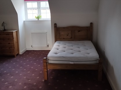 3 bed room for rent in Room in a Shared House, Village Mews, DE14