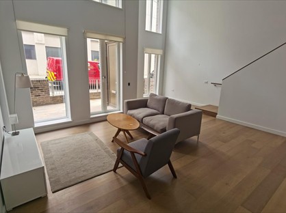 2 Bed Terraced House, Phoenix Place, WC1X