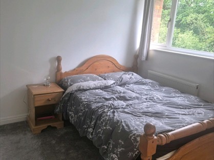 Room in a Shared House, Oast House Close, TW19