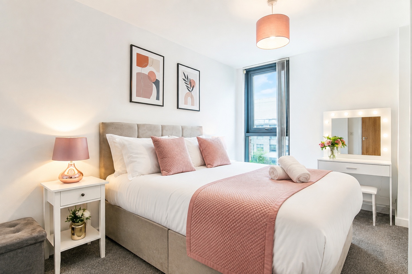 Room in a Shared Flat, I Quarter, S3