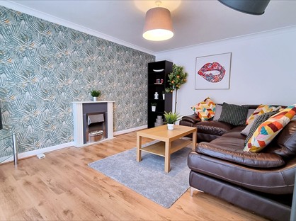 4 Bed Semi-Detached House, Woodbridge Fold, LS6