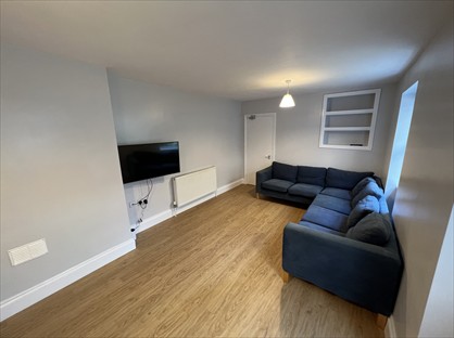 Room in a Shared House, Baring St, PL4