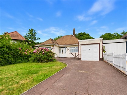 2 Bed Bungalow, The Mount, RM3