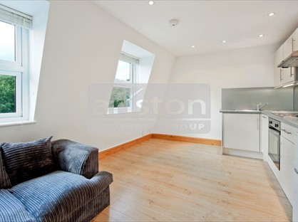 1 Bed Flat, Hornsey Road, N19
