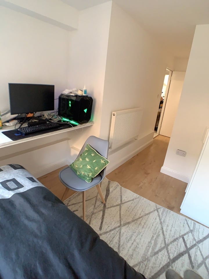 Room in a Shared House, Wesley Close, SE17