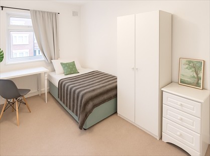 Room in a Shared House, Moody St, E1