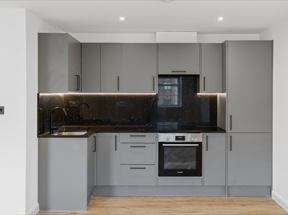 Studio Flat, Surrey, KT22