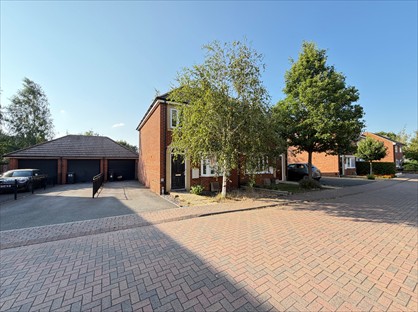3 bed semi-detached house for rent in 3 Bed Semi-Detached House, Wheatcroft Way, SN1