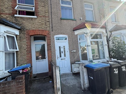 1 Bed Flat, Garfield Road, EN3