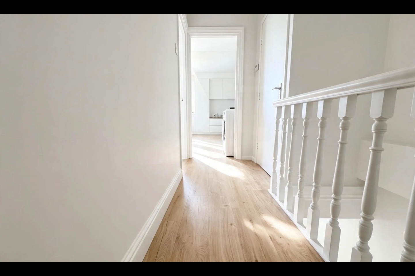 1 Bed Flat, Marlborough Road, CF23 photo 2