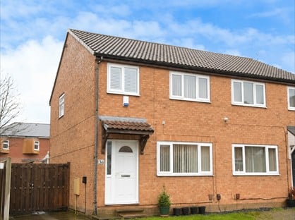3 Bed Semi-Detached House, Crestwood Court, S5