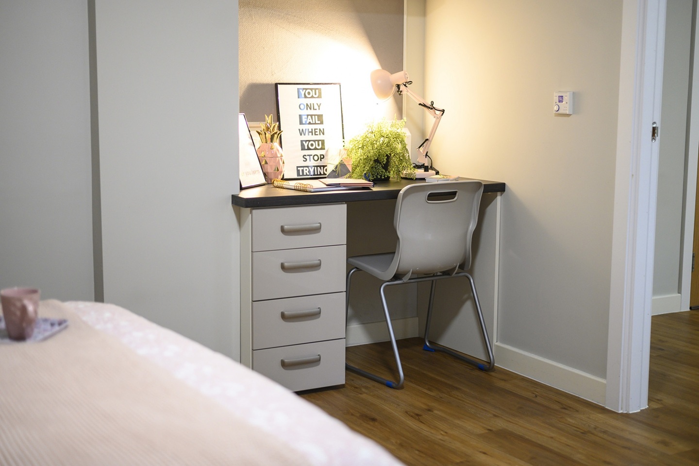 1 Bed Flat, Queen Street, S1 photo 3