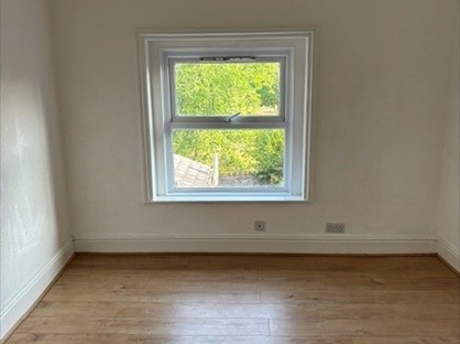 1 Bed Flat, Richmond Road, TA1