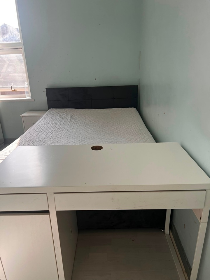 Room in a Shared House, Coedcae St, CF11 photo 2