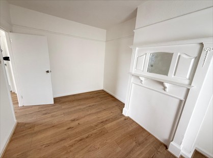 Room in a Shared Flat, Great West Road, TW5
