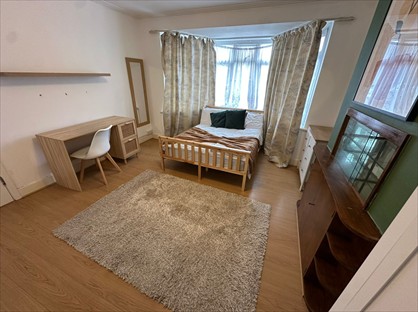Room in a Shared Flat, Basing Hill, HA9