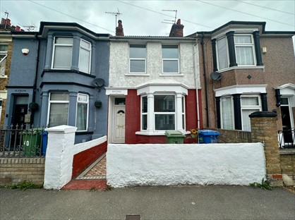 Room in a Shared House, Coronation Road, ME12