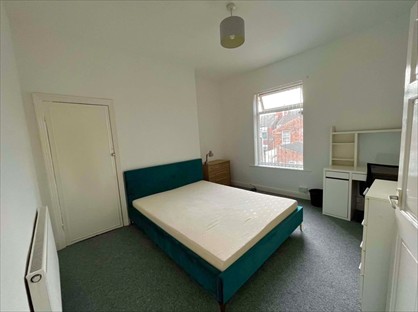 Room in a Shared House, May St, HU5