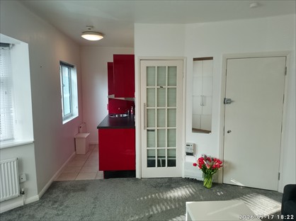 Studio Flat, Headstone Lane, HA2