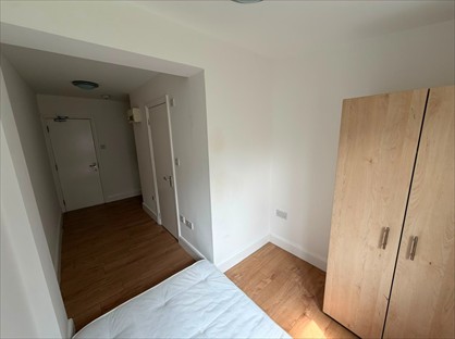 Studio Flat, Ordnance Road, EN3