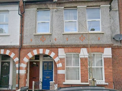 3 Bed Flat, Salterford Road, SW17