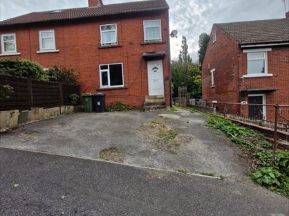 3 Bed Semi-Detached House, North Rise, HD2