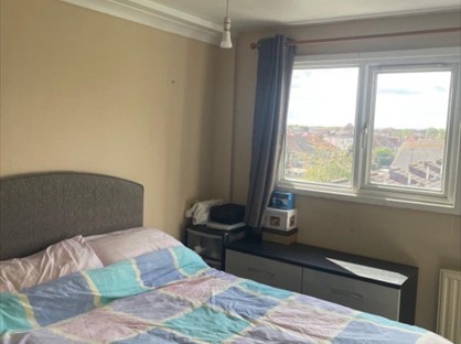 Room in a Shared Flat, Norman Crescent, TW5