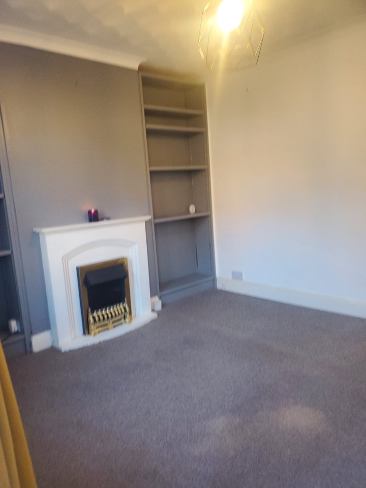 3 Bed Terraced House, York Road, RG1
